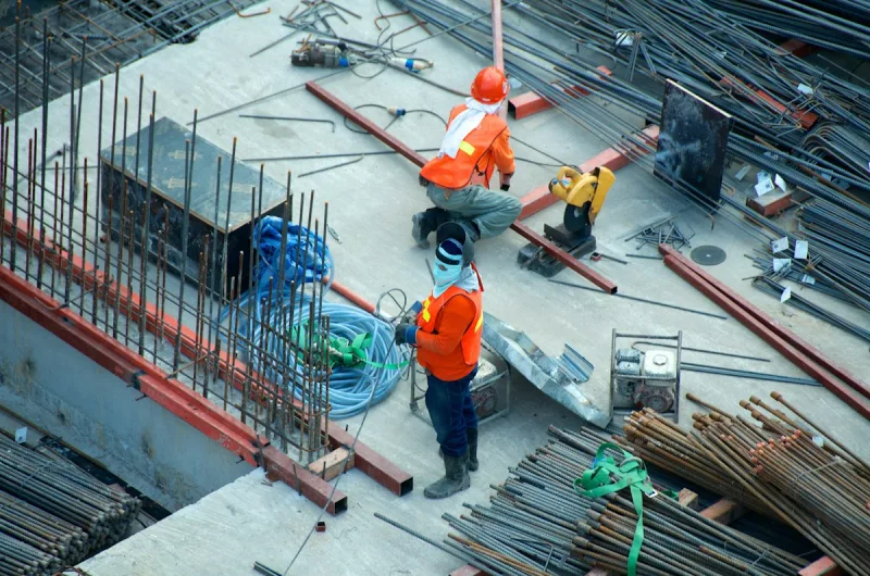 Konstruksi Ruang Higienis Sandwich Panel Penetasan Telur